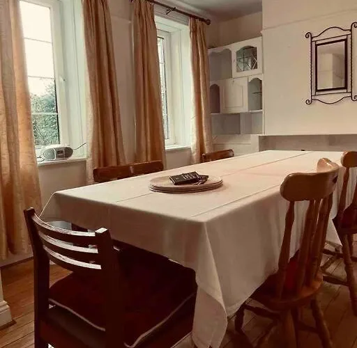 Wonderful Town House Where Are Current President Connolly Has Stayed While Visiting Town Prázdninový dům