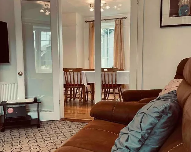 Tatil Evi Wonderful Town House Where Are Current President Connolly Has Stayed While Visiting Town