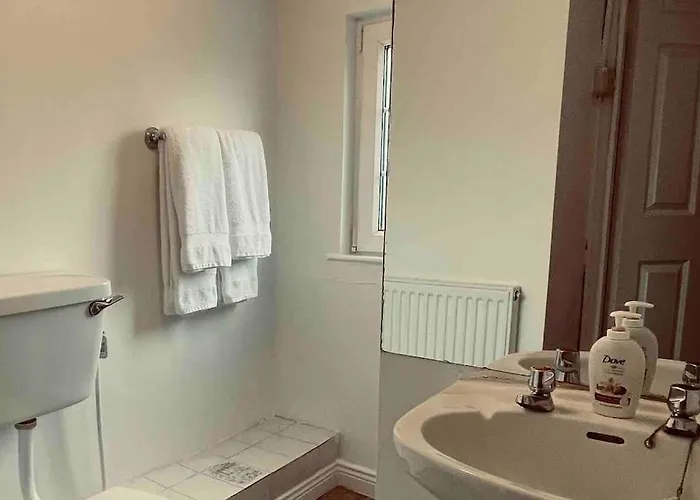 Holiday home Wonderful Town House Where Are Current President Connolly Has Stayed While Visiting Town *