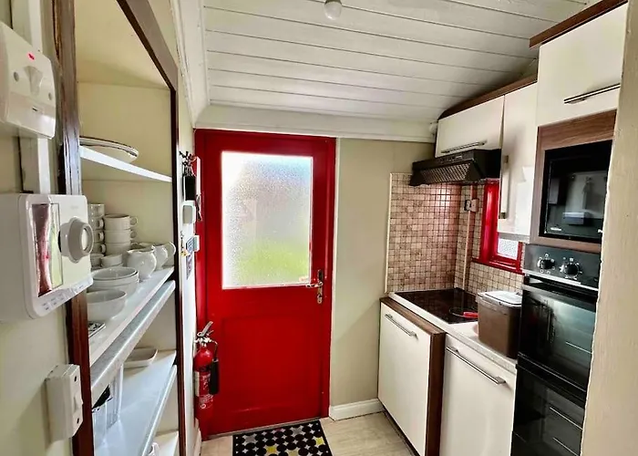 Wonderful Town House Where Are Current President Connolly Has Stayed While Visiting Town Holiday home *